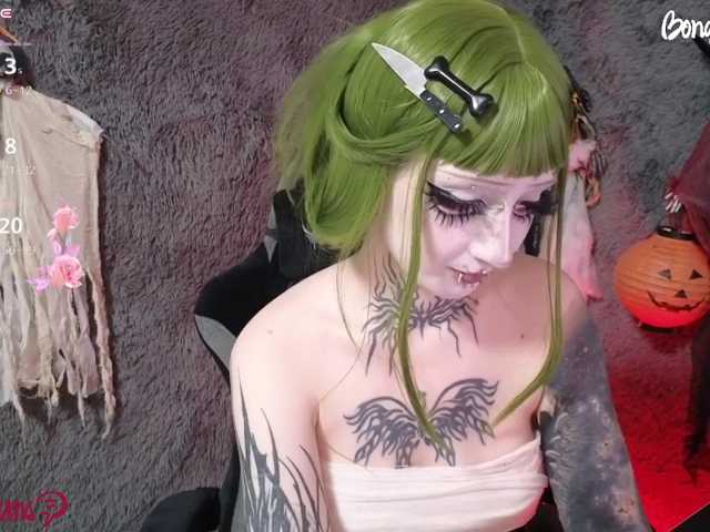 YoungAlice1 live cam on BongaCams