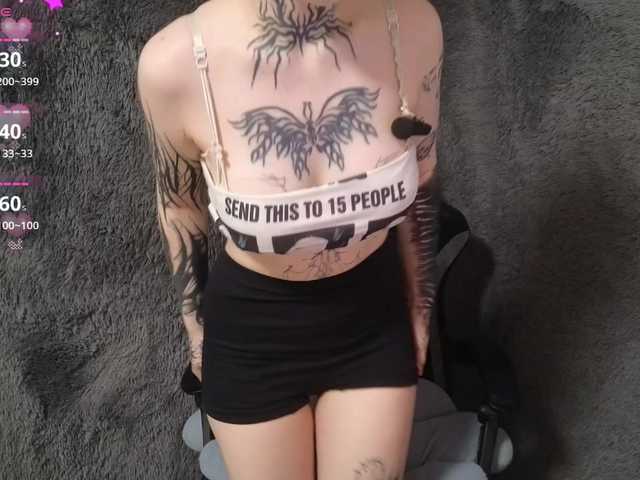 YoungAlice1 live cam on BongaCams