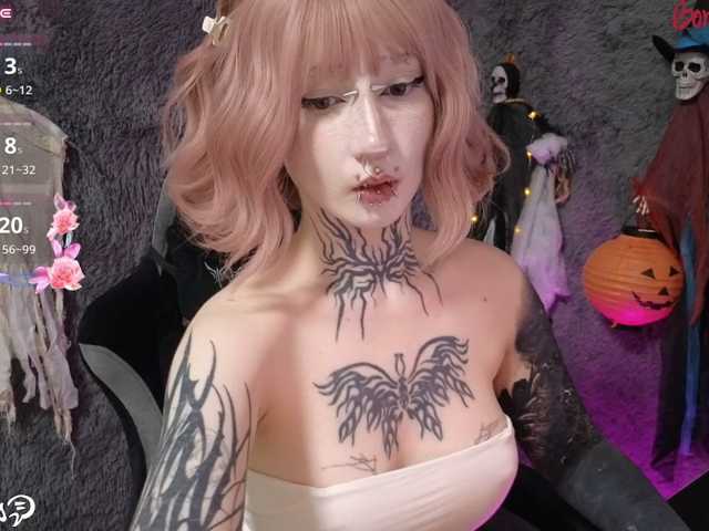 YoungAlice1 live cam on BongaCams