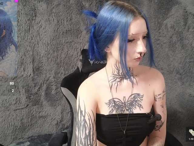 YoungAlice1 live cam on BongaCams