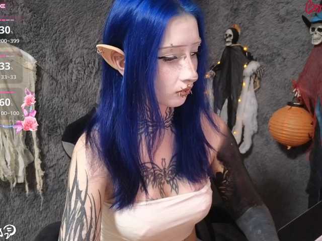 YoungAlice1 live cam on BongaCams