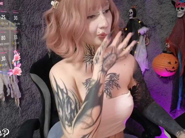 YoungAlice1 live cam on BongaCams