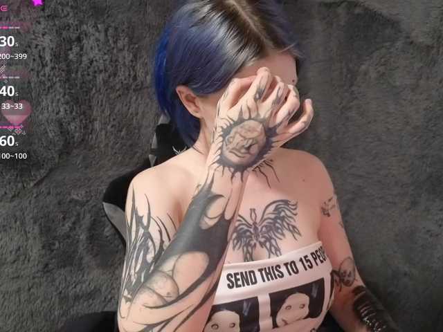 YoungAlice1 live cam on BongaCams