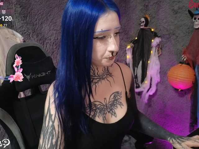 YoungAlice1 live cam on BongaCams