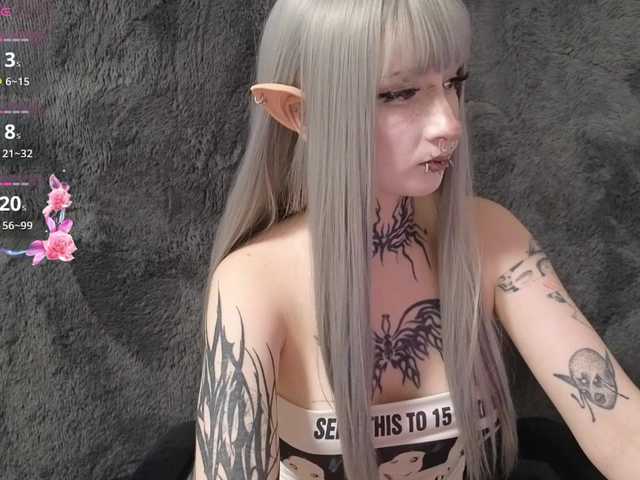YoungAlice1 live cam on BongaCams