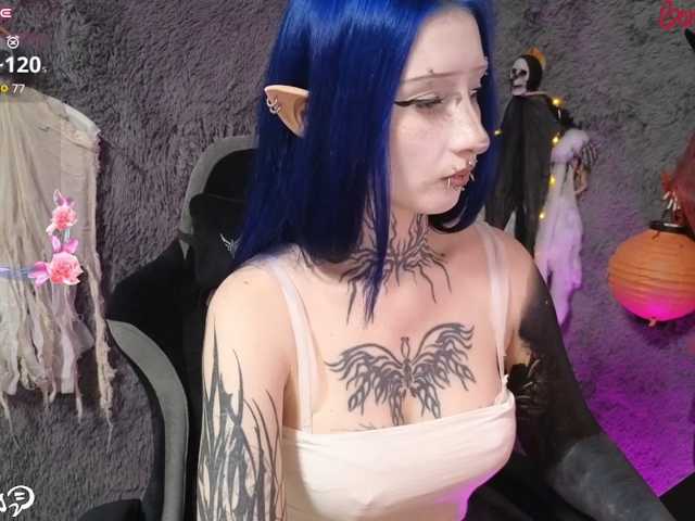 YoungAlice1 live cam on BongaCams