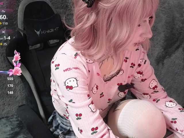 YoungAlice1 live cam on BongaCams