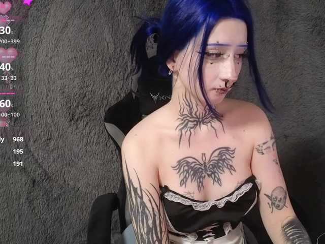 YoungAlice1 live cam on BongaCams
