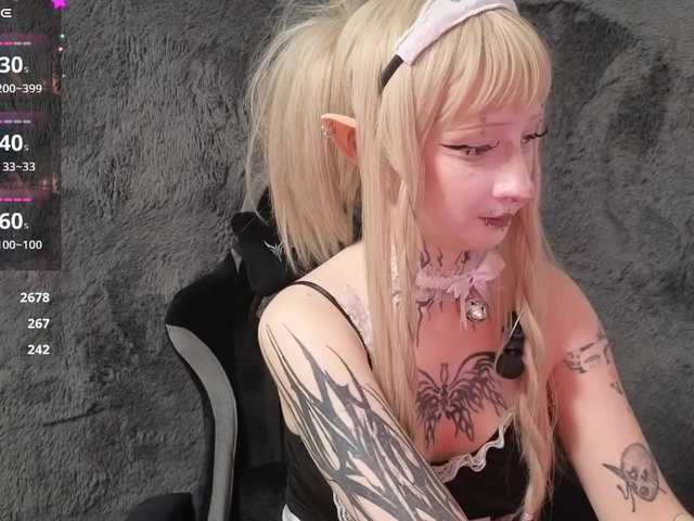 YoungAlice1 live cam on BongaCams