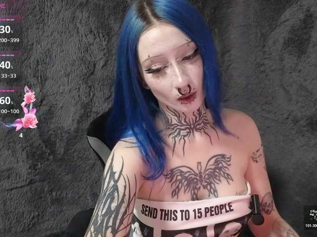 YoungAlice1 live cam on BongaCams