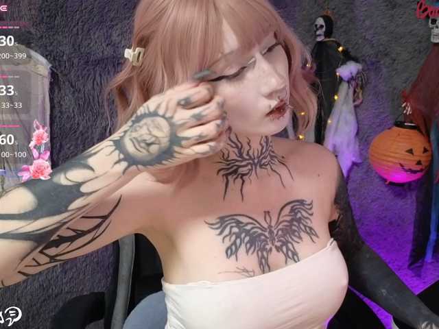 YoungAlice1 live cam on BongaCams