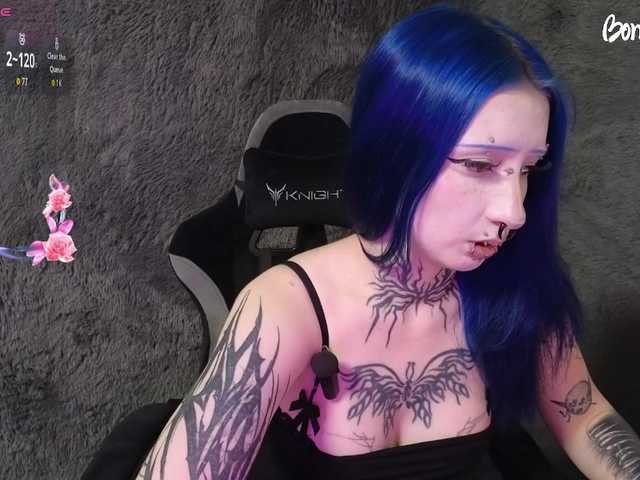 YoungAlice1 live cam on BongaCams