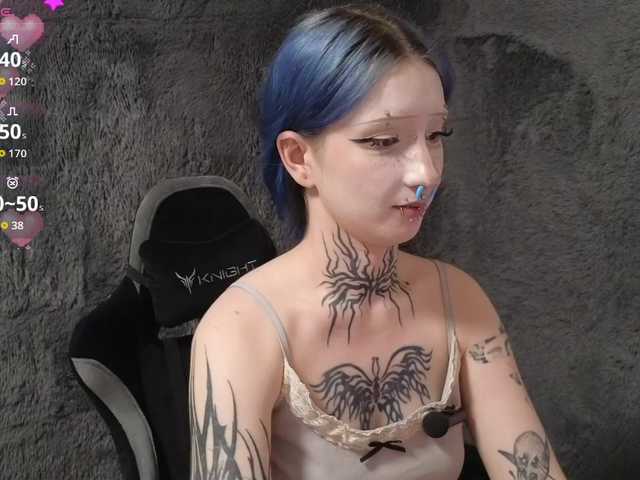 YoungAlice1 live webcam show
