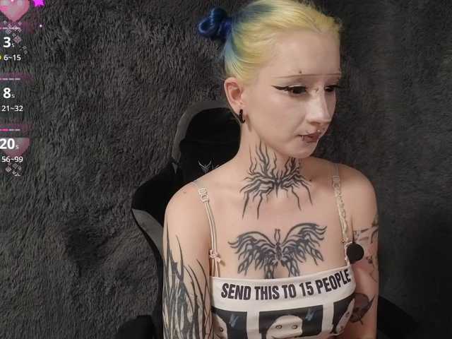 YoungAlice1 live cam on BongaCams