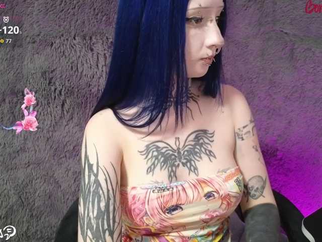 YoungAlice1 live cam on BongaCams