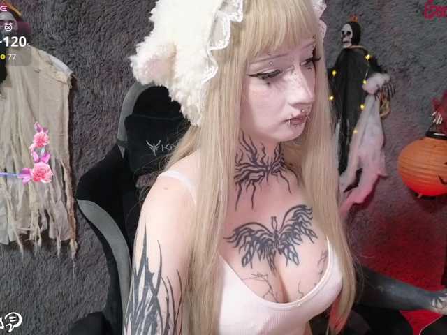 YoungAlice1 live cam on BongaCams