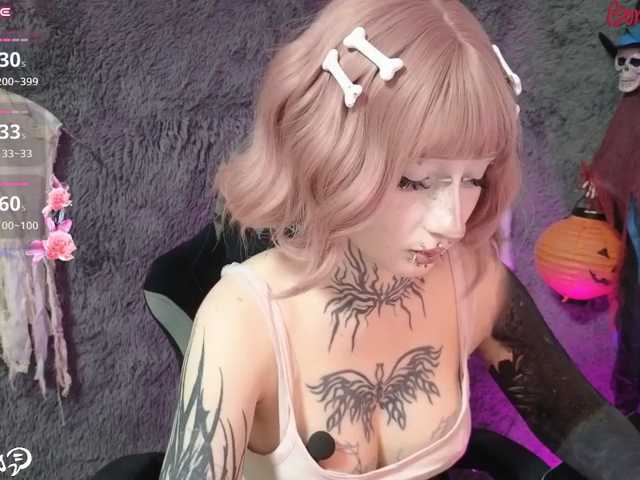 YoungAlice1 live cam on BongaCams