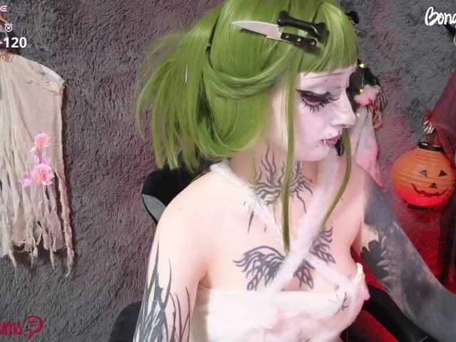 YoungAlice1 live cam on BongaCams