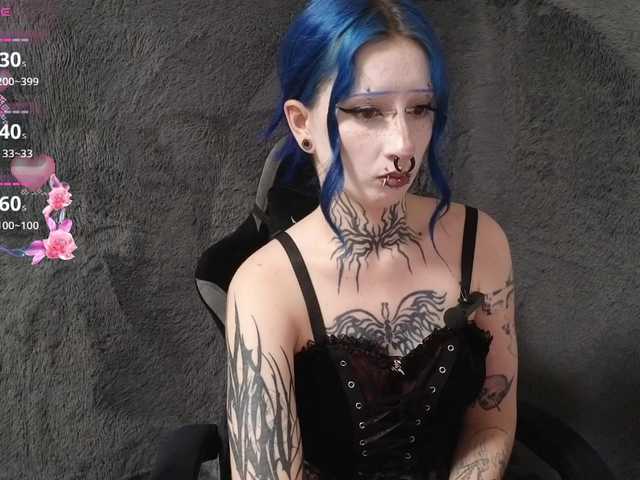 YoungAlice1