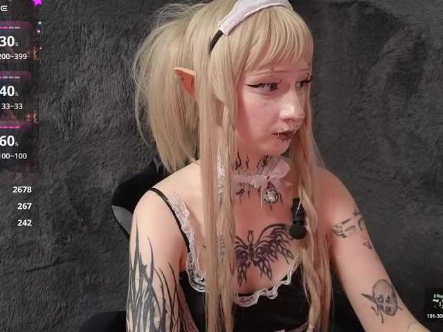 YoungAlice1 live cam on BongaCams