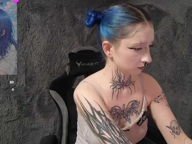 YoungAlice1 live cam on BongaCams