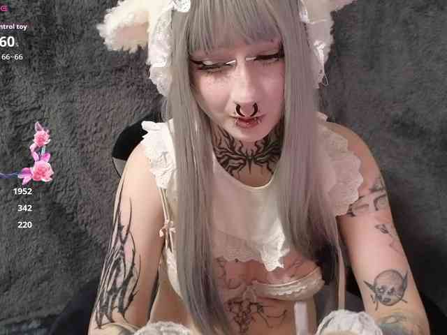 Модель: YoungAlice1