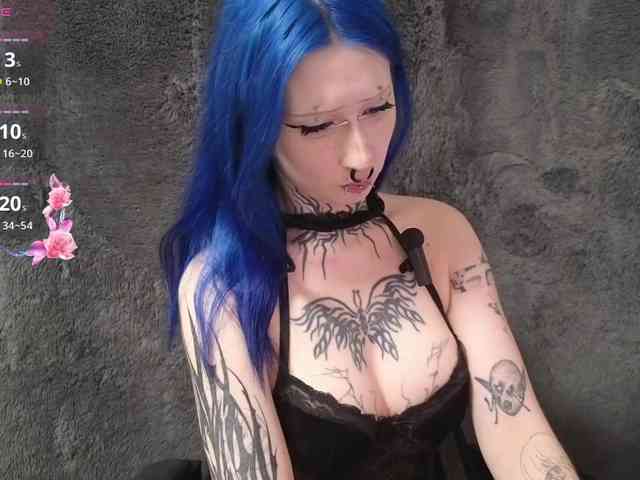 YoungAlice1 Live Webcam on BongaCams