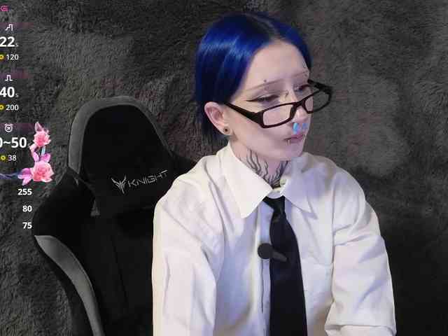 YoungAlice1 Live Webcam on BongaCams