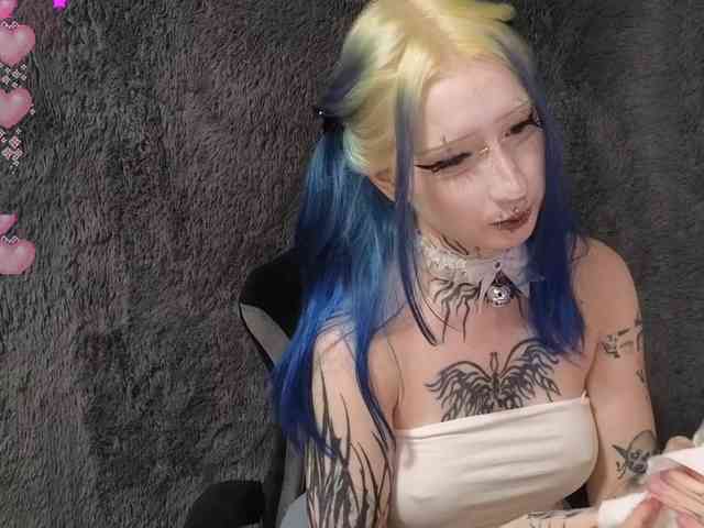 Модель: YoungAlice1