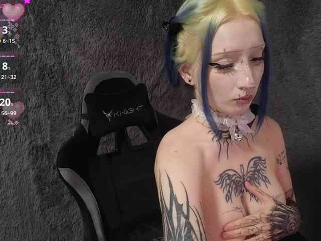YoungAlice1 Live Webcam on BongaCams