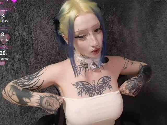 YoungAlice1 Live Webcam on BongaCams