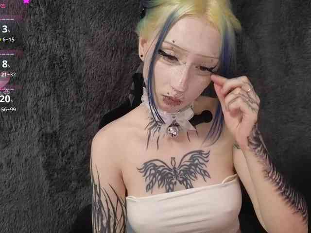 YoungAlice1 Live Webcam on BongaCams