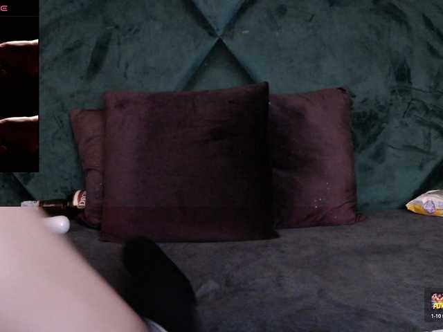 RileyLanna's BongaCams show and profile