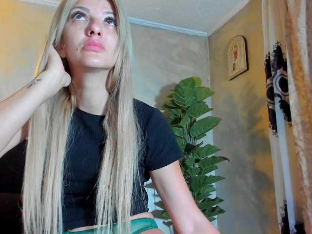 RileyLanna live cam on BongaCams