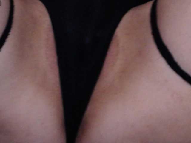 RileyLanna's BongaCams show and profile