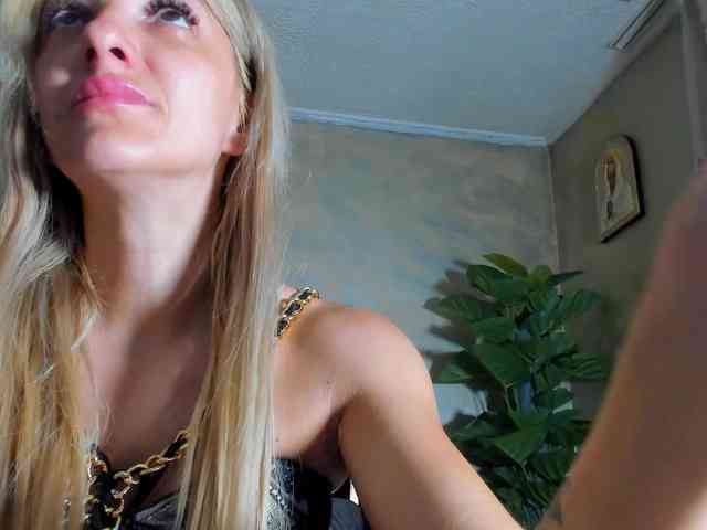 RileyLanna