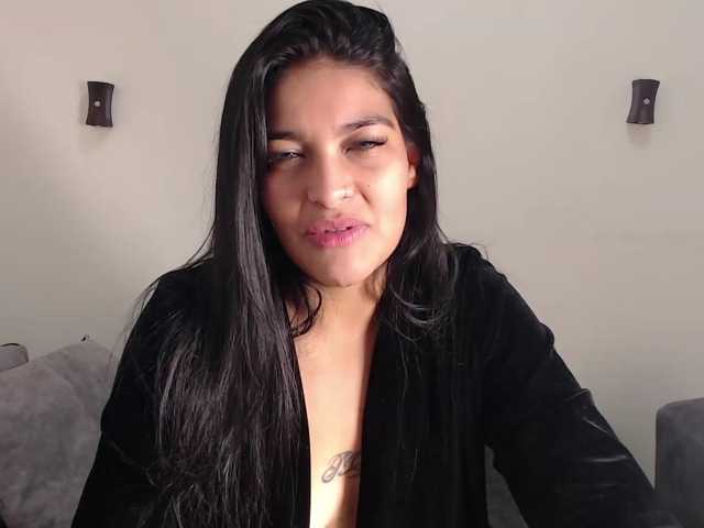 LannyShell live cam on BongaCams