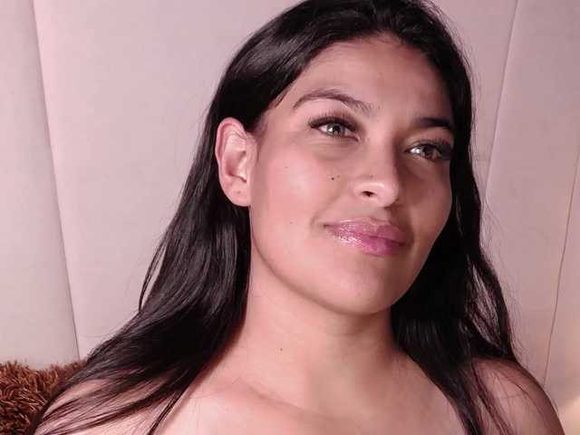 LannyShell live cam on BongaCams