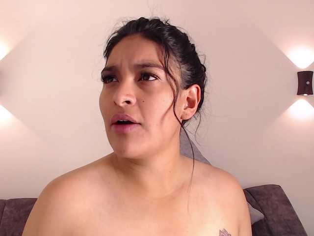 LannyShell live cam on BongaCams