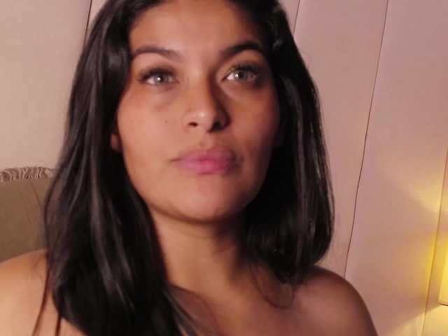 LannyShell live cam on BongaCams