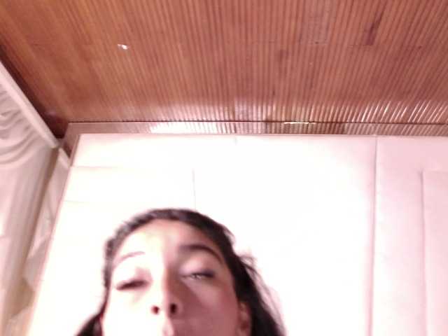 LannyShell live cam on BongaCams
