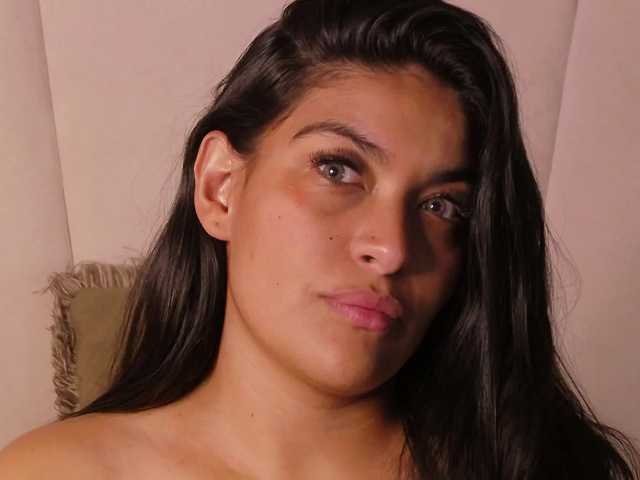 LannyShell Live Cam on BongaCams