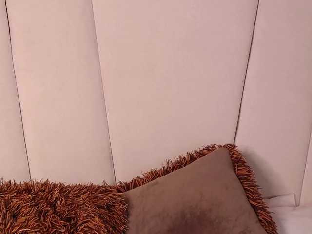 LannyShell live webcam show