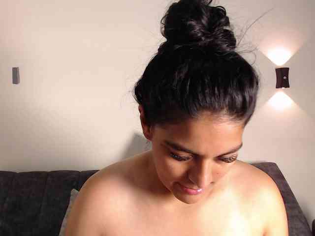 LannyShell's webcam live show