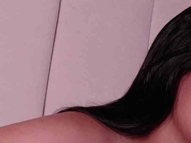 LannyShell Live Webcam on BongaCams