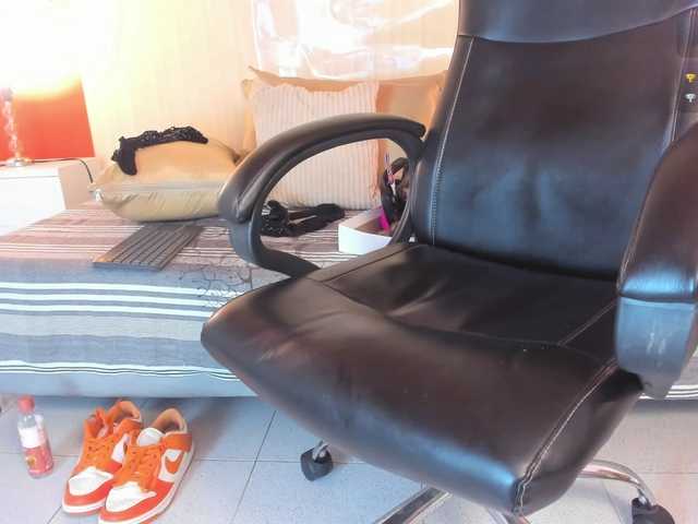NikollSalas live cam on BongaCams