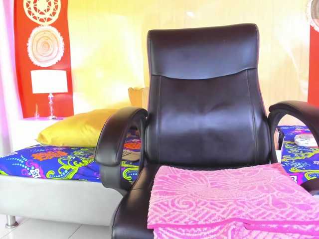 NikollSalas live cam on BongaCams