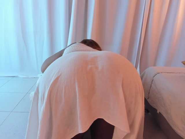 NikollSalas, live now on BongaCams