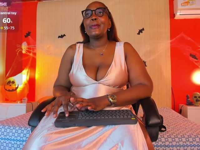 NikollSalas live cam on BongaCams