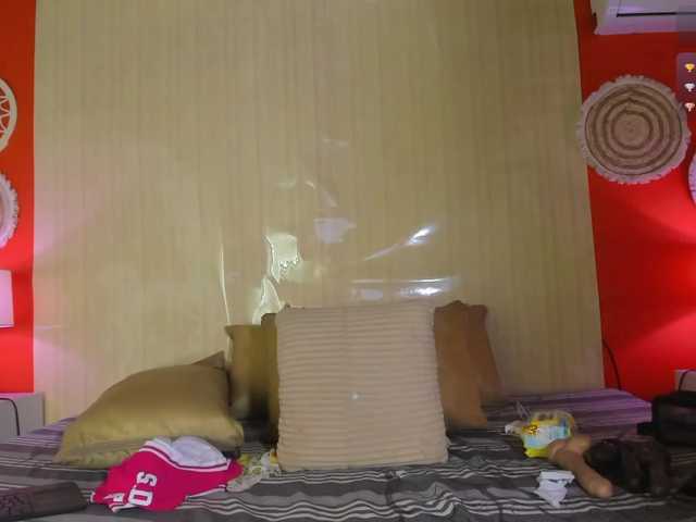 NikollSalas live cam on BongaCams